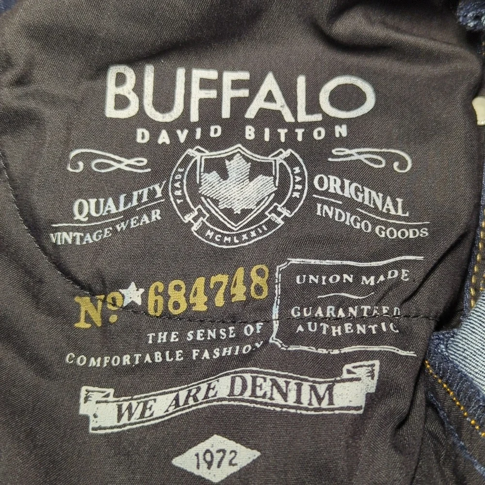 Buffalo David Bitton Straight Six Jeans Union Made Dark Wash Men's Size 32x30